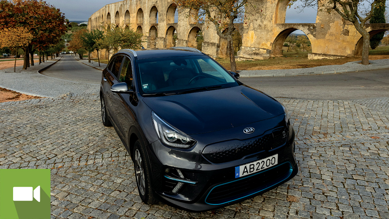 carro elétrico kia e-niro em Elvas